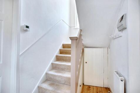 Entrance Hall_1.jpeg