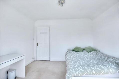 Bedroom 2_2.jpeg