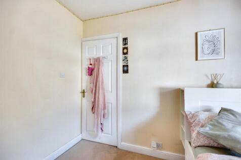 Bedroom 3_2.jpeg