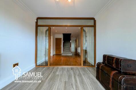 Entrance porch