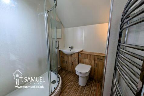 Downstairs shower room