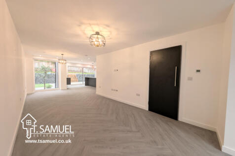 PXL_20251003_094954095~2