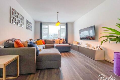 73 Arnewood lounge m