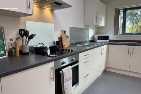 Longdales Lodge - Kitchen 2.jpeg