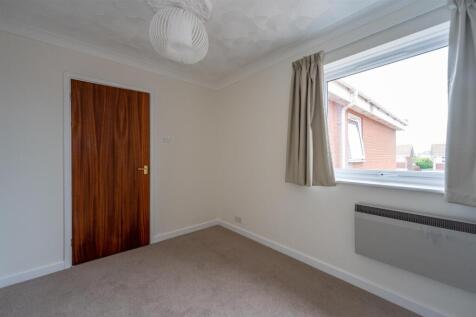 Flat 5 Regatta Court 22 17.jpg