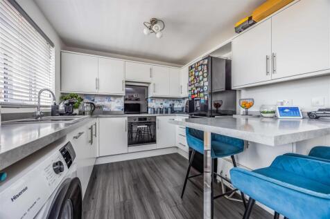 13 Anne¿s Court, Seafront, Hayling Island-Small-Po