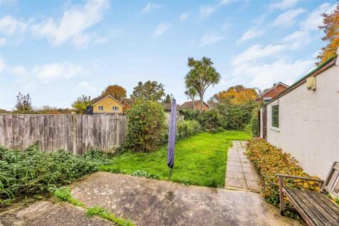 66 Durley Avenue, Cowplain-Small-PorticoMarketing-