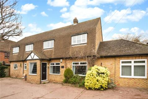 Properties For Sale in Bourne End - Flats & Houses For Sale in Bourne ...