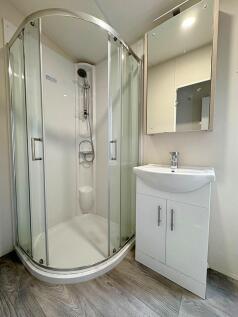 23 Shower Room
