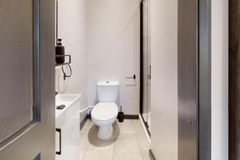 51-Ramsdell-Stevenage-SG1-1QY-Bathroom.jpg