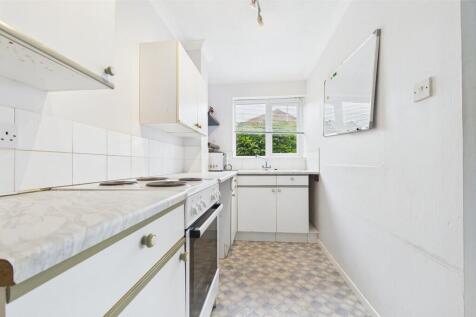 CAM01085G0-PR0549...