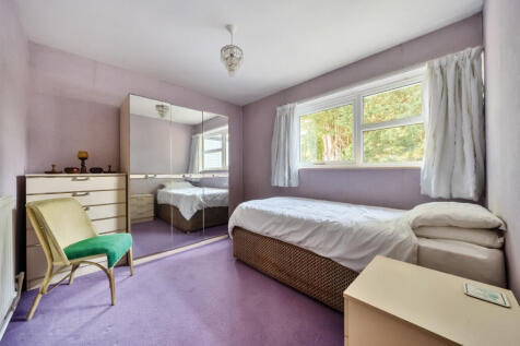 1311986-10-6852c9...