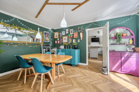 1347538-28-68baea...