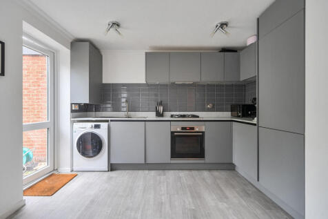 1374551-10-6908cb...