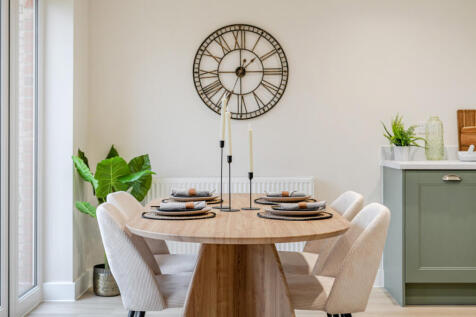 1386419-7-692d90b...