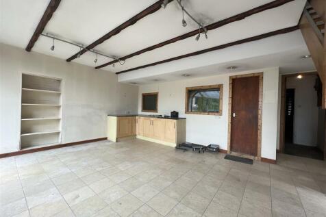 SHOWROOM 1