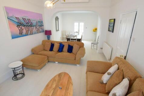 Lounge and Diner (2)