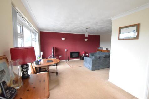 Living Room (4)