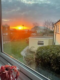 V&#39;s sunrise picture