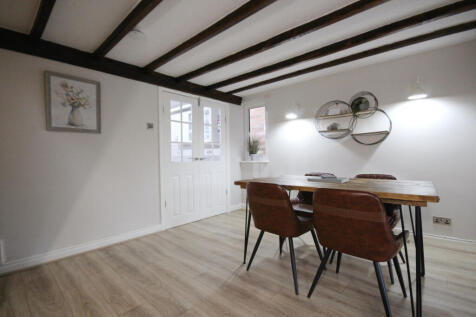 Lounge/Diner 