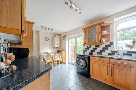 1327186-5-687a6c3...