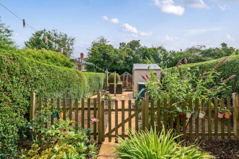 1327186-3-687a6b7...