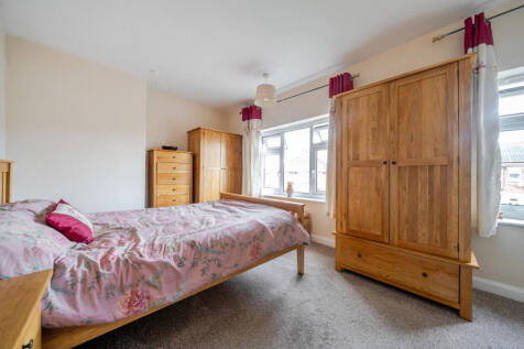 1327186-12-687a6d...