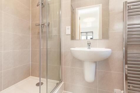 En suite bedroom B