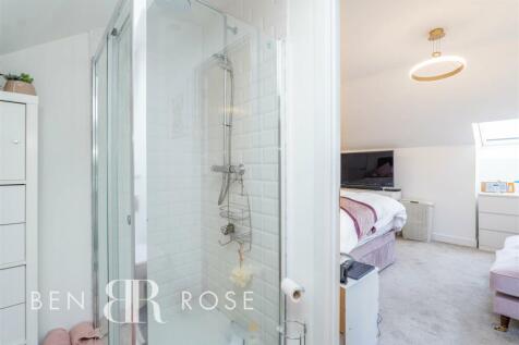Master Ensuite