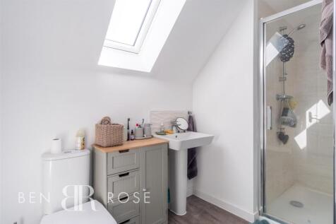 Master Ensuite