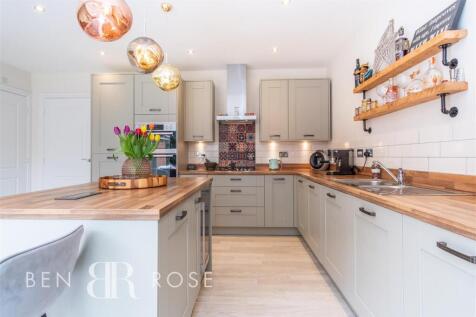 Kitchen/Breakfast/Family Room