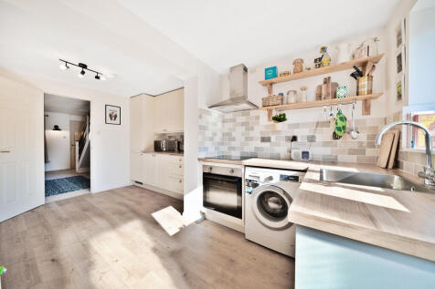 Kitchen / Breakfast Room