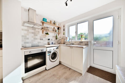 Kitchen / Breakfast Room