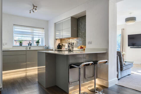 Fitted Kitchen