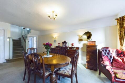 Reception / Dining Room