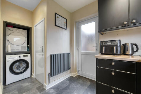165 Blacon Point ...