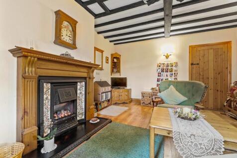 The Chimneys, Sau...