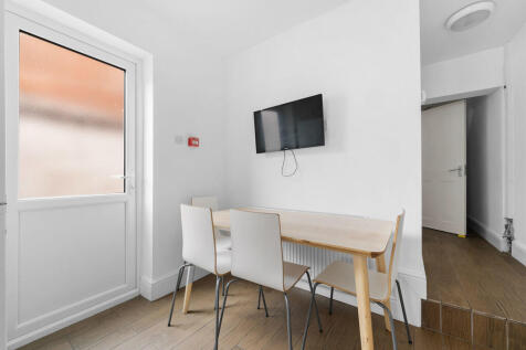 19 West Lorne Str...