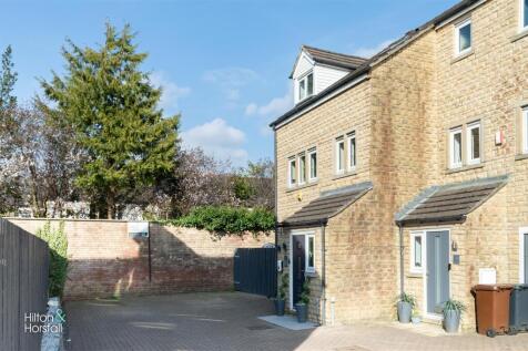 Holmefield Gardens