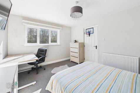 Holmefield Gardens