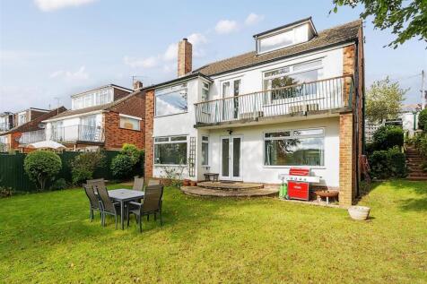 Rear &amp; Garden.jpg