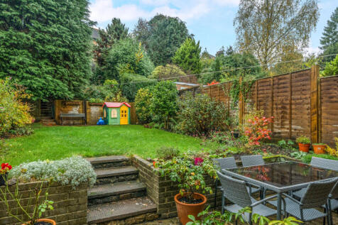 1369946-5-68f6169...