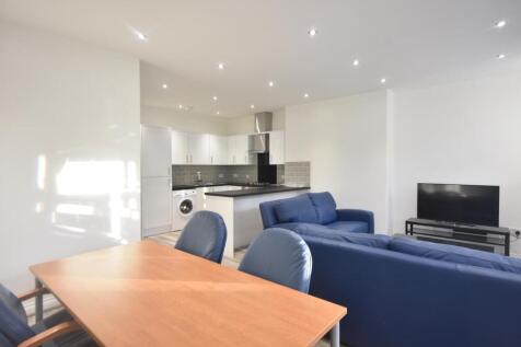 Flat 2, 7 Osborne Terrace01