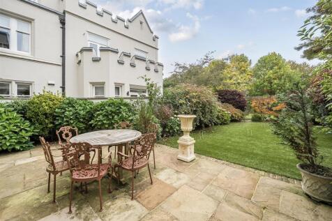 Terrace &amp; Croquet Lawn