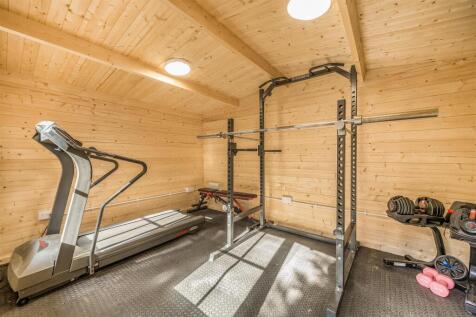 Cabin/Gym