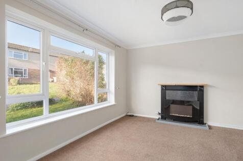 Living Room (view a)