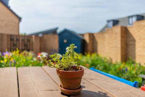 Clos Gwrgi 34-38.jpg