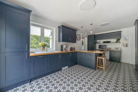 1305431-23-684709...