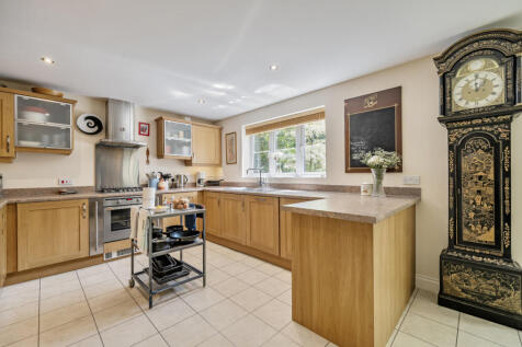 1300468-35-683dbd...