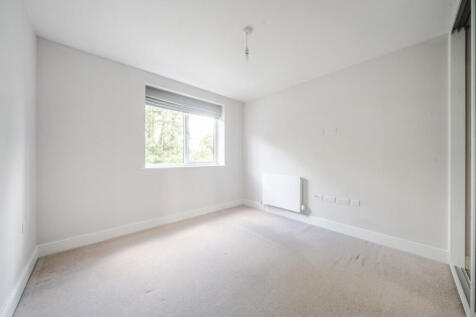 1346848-21-68bebe...